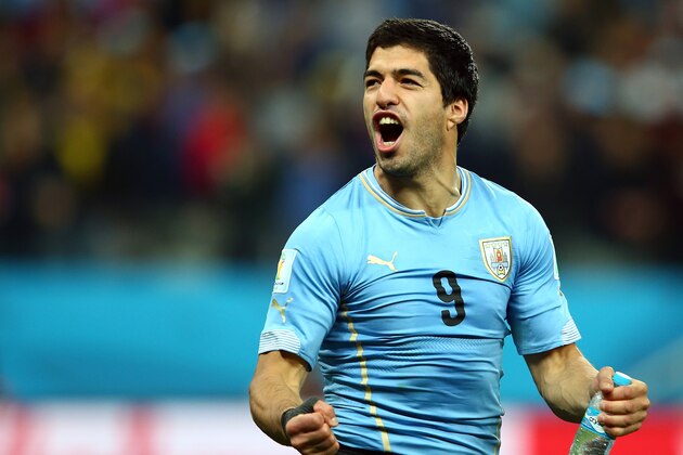 SAO PAULO, BRAZIL - JUNE 19:  Luis Suarez of Uruguay acknowledges the fans after defeating England 2-1 during the 2014 FIFA World Cup Brazil Group D match between Uruguay and England at Arena de Sao Paulo on June 19, 2014 in Sao Paulo, Brazil.  (Photo by Julian Finney/Getty Images)