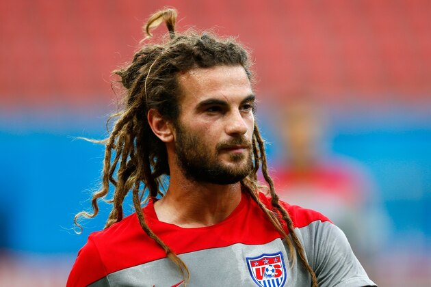 MANAUS, BRAZIL - JUNE 21:  Kyle Beckerman of the United States works out during training at Arena Amazonia on June 21, 2014 in Manaus, Brazil.  (Photo by Kevin C. Cox/Getty Images)