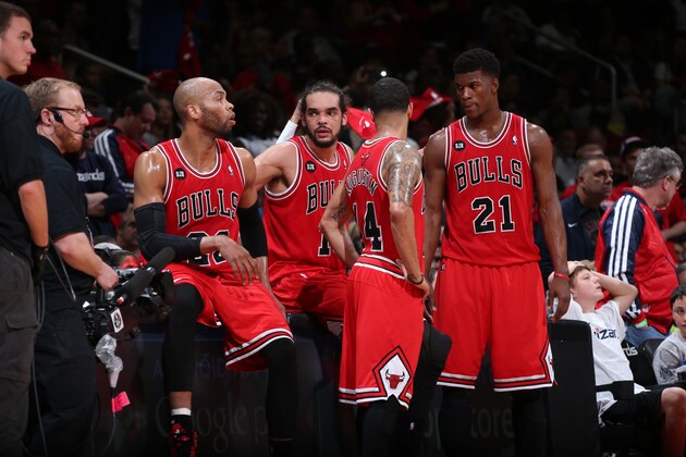 WASHINGTON, DC - APRIL 27:  Joakim Noah #13 and Chicago Bulls huddle up against the Washington Wizards during Game Four of the Eastern Conference Quarterfinals on April 27, 2014 at Verizon Center in Washington, DC.  NOTE TO USER: User expressly acknowledges and agrees that, by downloading and/or using this Photograph, user is consenting to the terms and conditions of the Getty Images License Agreement. Mandatory Copyright Notice: Copyright 2014 NBAE (Photo by Ned Dishman/NBAE via Getty Images)