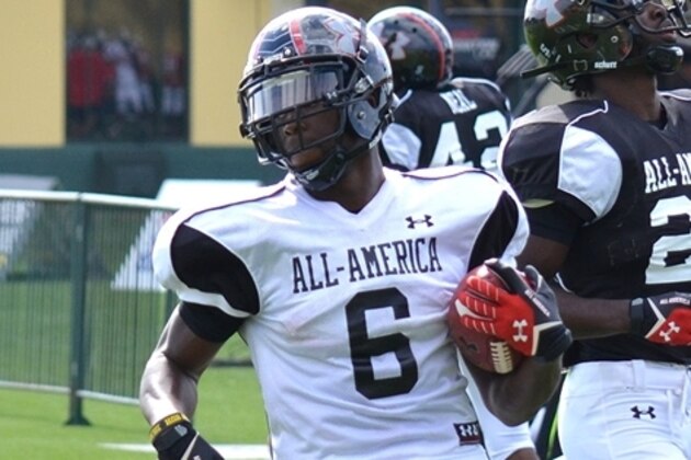 Alabama running back Alvin Kamara (26) during the second half of an NCAA college football game on Saturday, Oct. 5, 2013, in Tuscaloosa, Ala. (AP Photo/Butch Dill)