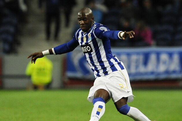 In this picture taken Sunday, Feb. 23, 2014 FC Porto's defender Eliaquim Mangala, from France, controls the ball against Estoril in a Portuguese League soccer match at the Dragao stadium, in Porto, Portugal. (AP Photo/Paulo Duarte)