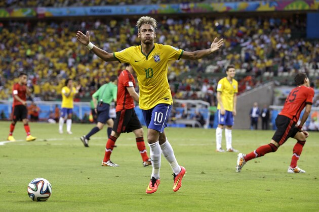 Brazil's Neymar tries to lift the crowd during the group A World Cup soccer match between Brazil and Mexico at the Arena Castelao in Fortaleza, Brazil, Tuesday, June 17, 2014. (AP Photo/Martin Mejia) Brazil's Neymar tries to lift the crowd during the group A World Cup soccer match between Brazil and Mexico at the Arena Castelao in Fortaleza, Brazil, Tuesday, June 17, 2014. (AP Photo/Martin Mejia)
