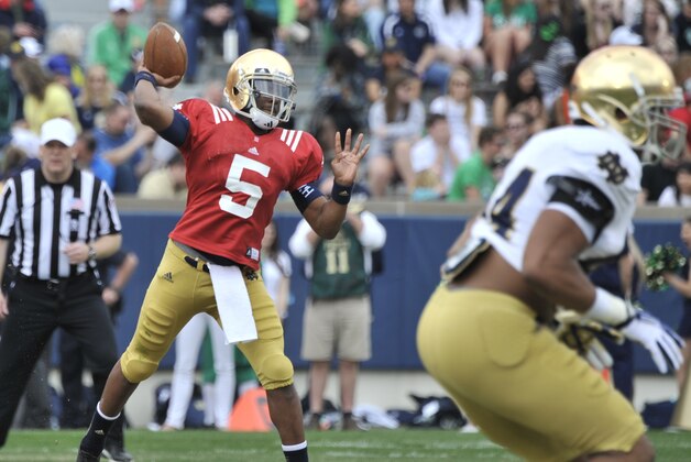 Notre Dame quarterback Everett Golson throws a pass during the Blue Gold game an  NCAA football game marking the end of spring practice at Notre Dame Stadium Saturday April 12, 2014 in South Bend, Ind. (AP Photo/Joe Raymond)