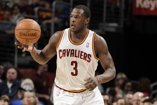 CLEVELAND, OH - APRIL 9:  Dion Waiters #3 of the Cleveland Cavaliers moves the ball up-court against the Detroit Pistons at The Quicken Loans Arena on April 9, 2014 in Cleveland, Ohio. NOTE TO USER: User expressly acknowledges and agrees that, by downloading and/or using this Photograph, user is consenting to the terms and conditions of the Getty Images License Agreement. Mandatory Copyright Notice: Copyright 2014 NBAE (Photo by David Liam Kyle/NBAE via Getty Images)