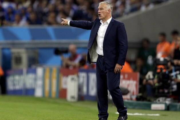 France's head coach Didier Deschamps gives directions to his players during the group E World Cup soccer match between Ecuador and France at the Maracana Stadium in Rio de Janeiro, Brazil, Wednesday, June 25, 2014. (AP Photo/Natacha Pisarenko)