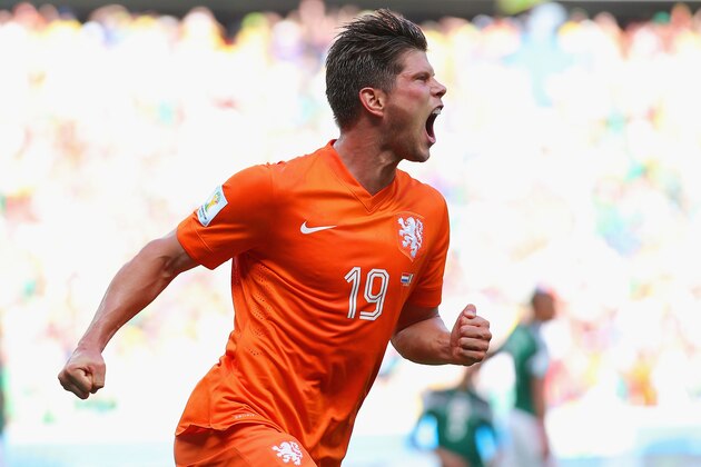 FORTALEZA, BRAZIL - JUNE 29:  Klaas-Jan Huntelaar of the Netherlands celebrates scoring his team's second goal on a penalty kick in stoppage time during the 2014 FIFA World Cup Brazil Round of 16 match between Netherlands and Mexico at Castelao on June 29, 2014 in Fortaleza, Brazil.  (Photo by Dean Mouhtaropoulos/Getty Images)