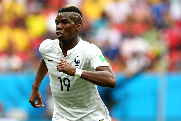 BRASILIA, BRAZIL - JUNE 30:  Paul Pogba of France controls the ball during the 2014 FIFA World Cup Brazil Round of 16 match between France and Nigeria at Estadio Nacional on June 30, 2014 in Brasilia, Brazil.  (Photo by Quinn Rooney/Getty Images)
