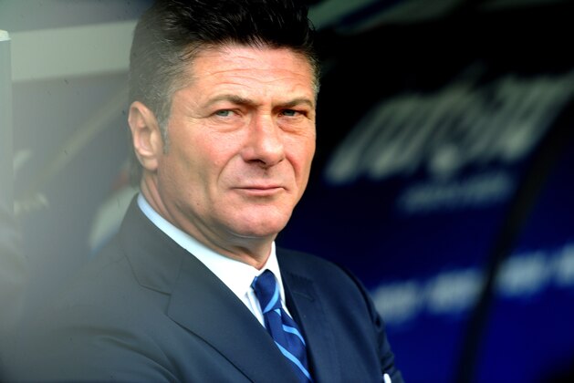 GENOA, ITALY - APRIL 13:  Head Coach of FC Internazionale Walter Mazzarri before the Serie A match UC Sampdoria and FC Internazionale Milano at Stadio Luigi Ferraris on April 13, 2014 in Genoa, Italy.  (Photo by Pier Marco Tacca/Getty Images)