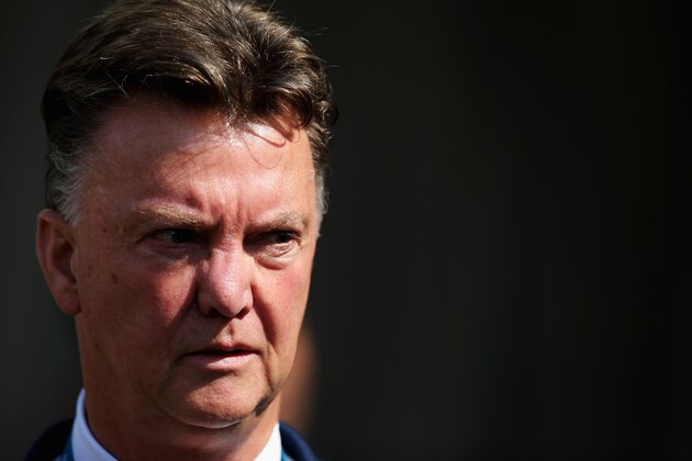 SAO PAULO, BRAZIL - JUNE 23:  Head coach Louis van Gaal of the Netherlands looks on prior to the 2014 FIFA World Cup Brazil Group B match between the Netherlands and Chile at Arena de Sao Paulo on June 23, 2014 in Sao Paulo, Brazil. (Photo by Dean Mouhtaropoulos/Getty Images)