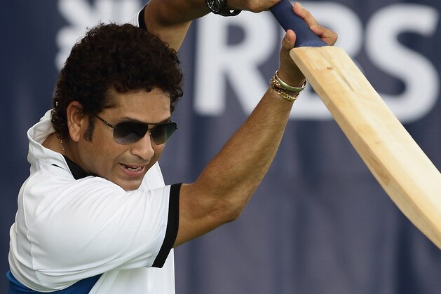 SINGAPORE - JUNE 03:  Sachin Tendulkar conducts a masterclass session with young cricketers at the Singapore Cricket Club on June 3, 2014 in Singapore.  (Photo by Suhaimi Abdullah/Getty Images)