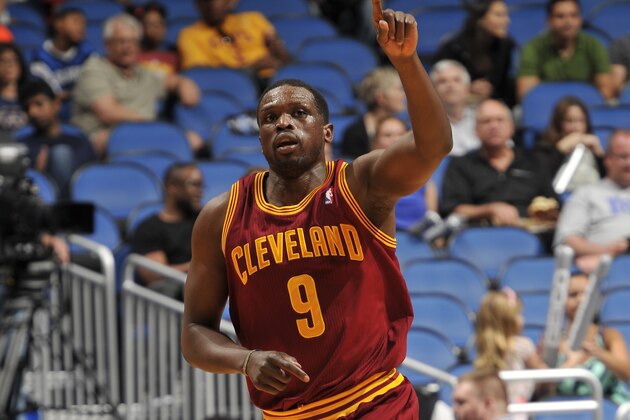 ORLANDO, FL - APRIL 2: Luol Deng #9 of the Cleveland Cavaliers runs up the court against the Orlando Magic during the game on April 2, 2014 at Amway Center in Orlando, Florida. NOTE TO USER: User expressly acknowledges and agrees that, by downloading and or using this photograph, User is consenting to the terms and conditions of the Getty Images License Agreement. Mandatory Copyright Notice: Copyright 2014 NBAE  (Photo by Fernando Medina/NBAE via Getty Images)