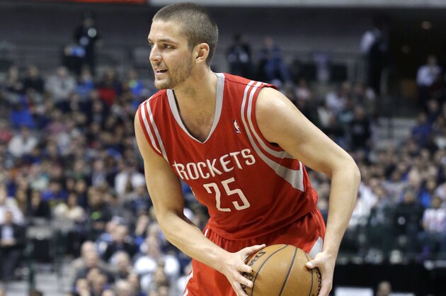Houston Rockets small forward Chandler Parsons (25) looks to pass during the second half of an NBA basketball game Wednesday, Jan. 29, 2014, in Dallas.  (AP Photo/LM Otero)