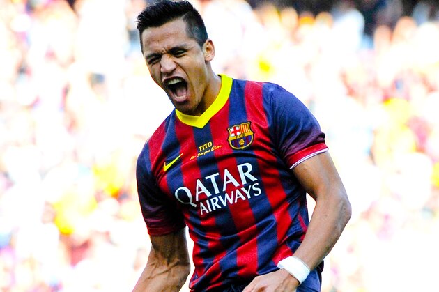 BARCELONA, SPAIN - MAY 03: Alexis Sanchez of FC Barcelona celebrates after scoring his team's second goal during the La Liga match between FC Barcelona and Getafe CF at Nou Camp on May 3, 2014 in Barcelona, Spain.  (Photo by David Ramos/Getty Images)