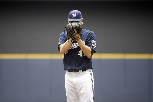 Milwaukee Brewers starting pitcher Marco Estrada throws during the first inning of a baseball game against the Washington Nationals Wednesday, June 25, 2014, in Milwaukee. (AP Photo/Morry Gash)