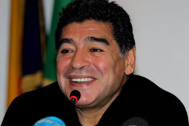 ROME, ITALY - FEBRUARY 14:  Diego Maradona speaks to the media about his ongoing legal dispute with the Italian Tax authorities during a press conference at the European Union office on February 14, 2014 in Rome, Italy. The former footballer is accused of tax evasion and is said to owe almost 40 million Euros in unpaid tax on undeclaired earnings. Maradona denies these claims.  (Photo by Paolo Bruno/Getty Images)