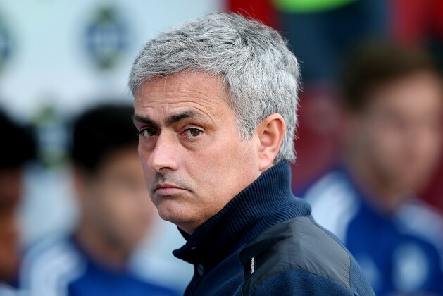 LONDON, ENGLAND - MARCH 29:  Chelsea manager Jose Mourinho during the Barclays Premier League match between Crystal Palace and Chelsea at Selhurst Park on March 29, 2014 in London, England.  (Photo by Scott Heavey/Getty Images)