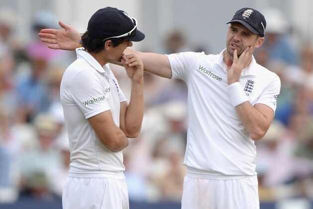 NOTTINGHAM, ENGLAND - JULY 12: England captain Alastair Cook speaks with James Anderson during day four of 1st Investec Test match between England and India at Trent Bridge on July 12, 2014 in Nottingham, England. (Photo by Gareth Copley/Getty Images) NOTTINGHAM, ENGLAND - JULY 12: England captain Alastair Cook speaks with James Anderson during day four of 1st Investec Test match between England and India at Trent Bridge on July 12, 2014 in Nottingham, England. (Photo by Gareth Copley/Getty Images)