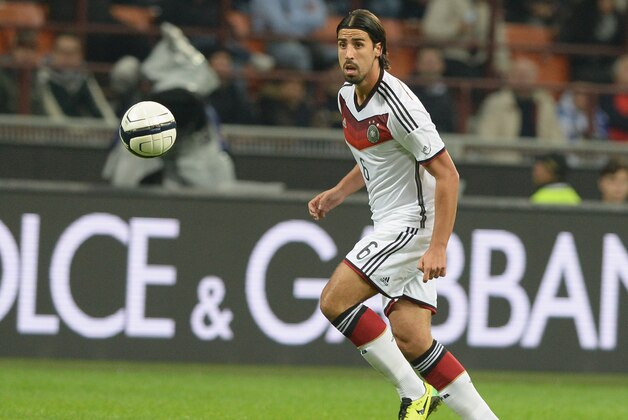 MILAN, ITALY - NOVEMBER 15: Sami Khedira of Italy in action during the international friendly match between Italy and Germany at Giuseppe Meazza stadium on November 15, 2013 in Milan, Italy. (Photo by Claudio Villa/Getty Images) MILAN, ITALY - NOVEMBER 15: Sami Khedira of Italy in action during the international friendly match between Italy and Germany at Giuseppe Meazza stadium on November 15, 2013 in Milan, Italy. (Photo by Claudio Villa/Getty Images)