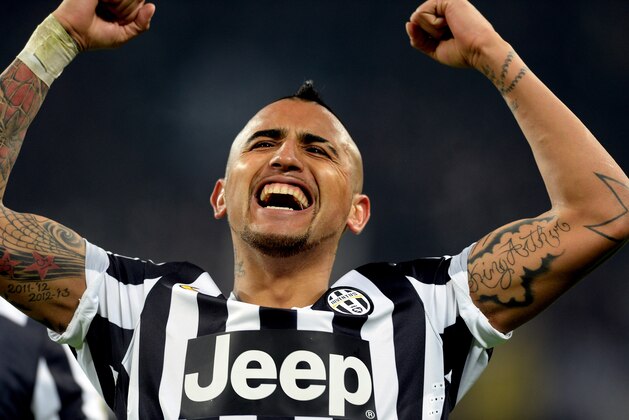 TURIN, ITALY - FEBRUARY 02:  Arturo Vidal of Juventus celebrates scoring the third goal during the Serie A match between Juventus and FC Internazionale Milano at Juventus Arena on February 2, 2014 in Turin, Italy.  (Photo by Claudio Villa/Getty Images)