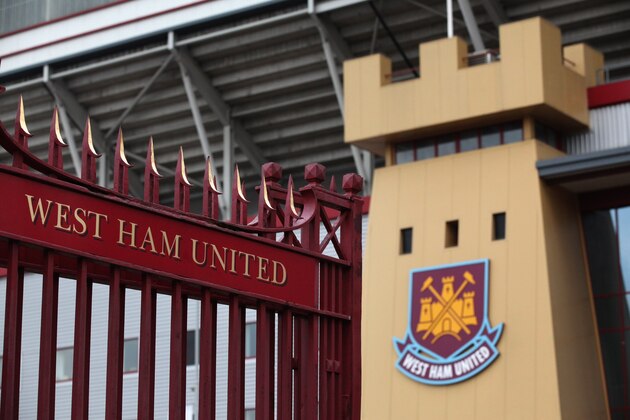 LONDON, ENGLAND - JANUARY 24:  West Ham United football club's Upton Park stadium in east London on January 24, 2011 in London, England. West Ham and Tottenham Hotspur Premier League football clubs are both bidding to take over the Olympic Stadium in Stratford after the 2012 Games. The Olympic Park Legacy Company will decide on the future of the 500m GBP, 80,000 seat stadium.  (Photo by Oli Scarff/Getty Images)