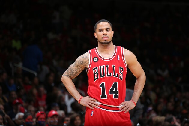 WASHINGTON, DC - APRIL 27:  D.J. Augustin #14 of the Chicago Bulls during a game against the Washington Wizards in Game Four of the Eastern Conference Quarterfinals on April 27, 2014 at Verizon Center in Washington, DC.  NOTE TO USER: User expressly acknowledges and agrees that, by downloading and/or using this Photograph, user is consenting to the terms and conditions of the Getty Images License Agreement. Mandatory Copyright Notice: Copyright 2014 NBAE (Photo by Ned Dishman/NBAE via Getty Images)