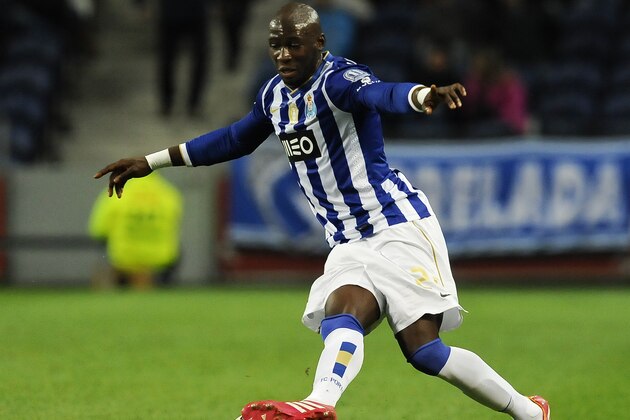 In this picture taken Sunday, Feb. 23, 2014 FC Porto's defender Eliaquim Mangala, from France, controls the ball against Estoril in a Portuguese League soccer match at the Dragao stadium, in Porto, Portugal. (AP Photo/Paulo Duarte)