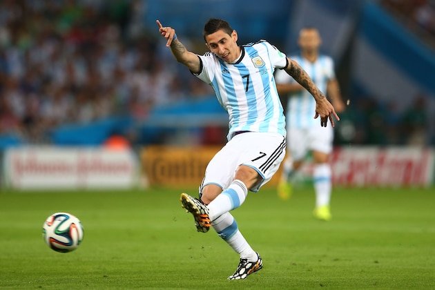 RIO DE JANEIRO, BRAZIL - JUNE 15: Angel di Maria of Argentina kicks the ball during the 2014 FIFA World Cup Brazil Group F match between Argentina and Bosnia-Herzegovina at Maracana on June 15, 2014 in Rio de Janeiro, Brazil. (Photo by Julian Finney/Getty Images) RIO DE JANEIRO, BRAZIL - JUNE 15: Angel di Maria of Argentina kicks the ball during the 2014 FIFA World Cup Brazil Group F match between Argentina and Bosnia-Herzegovina at Maracana on June 15, 2014 in Rio de Janeiro, Brazil. (Photo by Julian Finney/Getty Images)