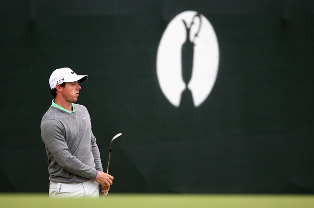 HOYLAKE, ENGLAND - JULY 16:  Rory McIlroy of Northern Ireland watches a shot during a practice round prior to the start of The 143rd Open Championship at Royal Liverpool on July 16, 2014 in Hoylake, England.  (Photo by Matthew Lewis/Getty Images)