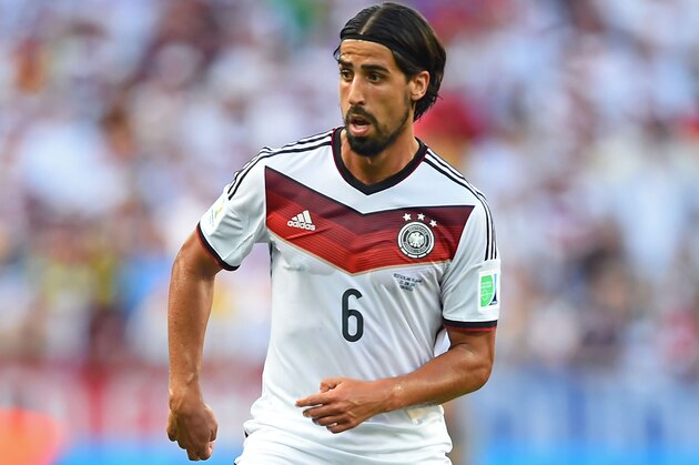 FORTALEZA, BRAZIL - JUNE 21: Sami Khedira of Germany controls the ball during the 2014 FIFA World Cup Brazil Group G match between Germany and Ghana at Castelao on June 21, 2014 in Fortaleza, Brazil.  (Photo by Laurence Griffiths/Getty Images)