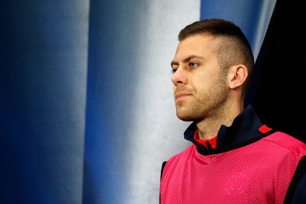 PARIS, FRANCE - MARCH 12:  Jeremy Menez of PSG walks to the bench prior to the UEFA Champions League Round of 16 second leg match between Paris Saint-Germain FC and Bayer Leverkusen at Parc des Princes on March 12, 2014 in Paris, France.  (Photo by Dean Mouhtaropoulos/Getty Images)