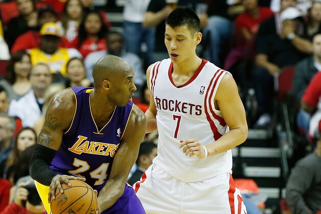 HOUSTON, TX - JANUARY 08:  Jeremy Lin #7 of the Houston Rockets guards Kobe Bryant #24 of the Los Angeles Lakers at Toyota Center on January 8, 2013 in Houston, Texas.  NOTE TO USER: User expressly acknowledges and agrees that, by downloading and or using this photograph, User is consenting to the terms and conditions of the Getty Images License Agreement.  (Photo by Scott Halleran/Getty Images)
