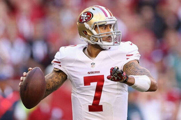 GLENDALE, AZ - DECEMBER 29:  Quarterback Colin Kaepernick #7 of the San Francisco 49ers drops back to pass during the NFL game against the Arizona Cardinals at the University of Phoenix Stadium on December 29, 2013 in Glendale, Arizona.  The 49ers defeated the Cardinals 23-20.  (Photo by Christian Petersen/Getty Images)