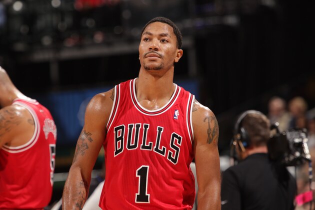 INDIANAPOLIS - NOVEMBER 6: Derrick Rose #1 of the Chicago Bulls looks on before the game against the Indiana Pacers at Bankers Life Fieldhouse on November 6, 2013 in Indianapolis, Indiana.  NOTE TO USER: User expressly acknowledges and agrees that, by downloading and or using this Photograph, user is consenting to the terms and condition of the Getty Images License Agreement. Mandatory Copyright Notice: 2013 NBAE  (Photo by Ron Hoskins/NBAE via Getty Images)