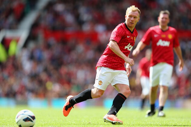 MANCHESTER, ENGLAND - JUNE 02: Paul Scholes of Manchester United in action during the charity match between Manchester United Legends and Real Madrid Legends at Old Trafford on June 2, 2013 in Manchester, England. (Photo by Clive Mason/Getty Images) MANCHESTER, ENGLAND - JUNE 02: Paul Scholes of Manchester United in action during the charity match between Manchester United Legends and Real Madrid Legends at Old Trafford on June 2, 2013 in Manchester, England. (Photo by Clive Mason/Getty Images)