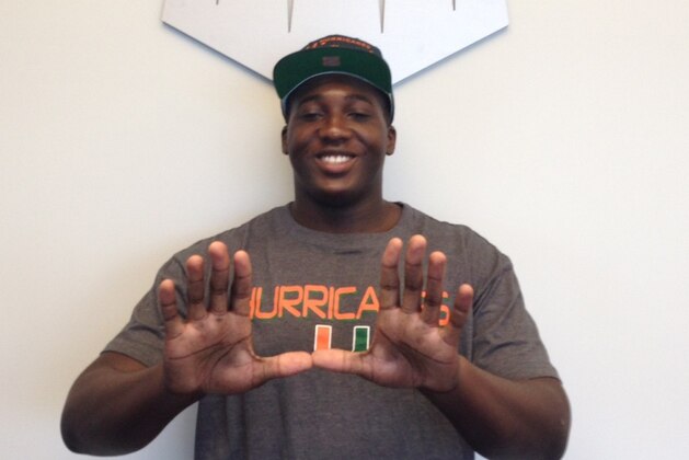The Miami Hurricanes landed a huge commitment from 3-star OL Tyree St. Louis on Tuesday.