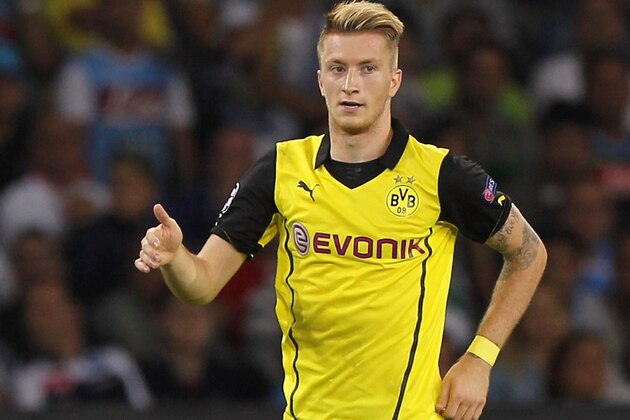 NAPLES, ITALY - SEPTEMBER 18: Marco Reus of Borussia Dortmund in action during the Uefa Champions League Group F match between Napoli and Borussia Dortmund at Stadio San Paolo on September 18, 2013 in Naples, Italy. (Photo by Paolo Bruno/Getty Images) NAPLES, ITALY - SEPTEMBER 18: Marco Reus of Borussia Dortmund in action during the Uefa Champions League Group F match between Napoli and Borussia Dortmund at Stadio San Paolo on September 18, 2013 in Naples, Italy. (Photo by Paolo Bruno/Getty Images)