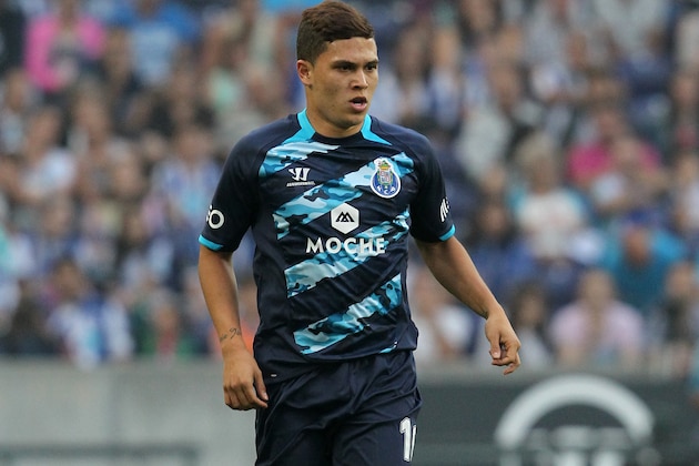 PORTO, PORTUGAL - JULY 27:  Porto's Colombian forward Juan Quintero during a preseason friendly match between FC Porto and Saint-Etienne on July 27, 2014 in Porto, Portugal.  (Photo by Carlos Rodrigues/Getty Images)