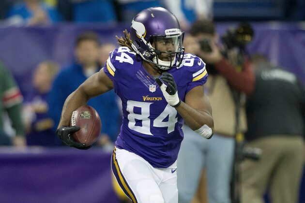 MINNEAPOLIS, MN - DECEMBER 29: Cordarrelle Patterson #84 of the Minnesota Vikings carries the ball during the game against the Detroit Lions on December 29, 2013 at Mall of America Field at the Hubert H. Humphrey Metrodome in Minneapolis, Minnesota. (Photo by Hannah Foslien/Getty Images)
