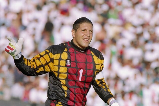 4 Jun 1994:  Tony Meola of the USA stands on the field during a game against Mexico at the Rose Bowl in Pasadena, California.  The USA won the game 1-0. Mandatory Credit: Al Bello  /Allsport