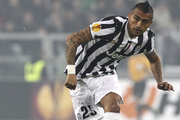 TURIN, ITALY - FEBRUARY 20:  Arturo Vidal of Juventus FC in action during the UEFA Europa League Round of 32 match between Juventus and AS Trabzonspor at Juventus Arena on February 20, 2014 in Turin, Italy.  (Photo by Marco Luzzani/Getty Images)