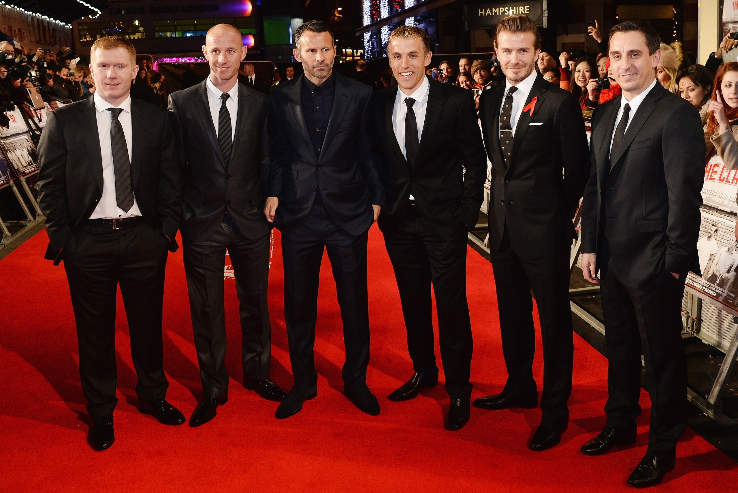 LONDON, ENGLAND - DECEMBER 01:  Paul Scholes, Nicky Butt, Ryan Giggs, Phil Neville, David Beckham and Gary Neville attend the World premiere of 'The Class of 92' at Odeon West End on December 1, 2013 in London, England.  (Photo by Dave J Hogan/Getty Images)