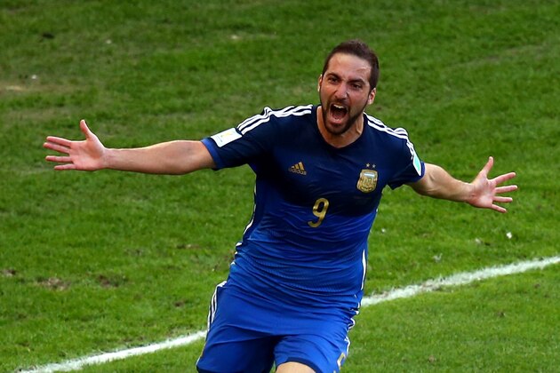 RIO DE JANEIRO, BRAZIL - JULY 13:  Gonzalo Higuain of Argentina celebrates scoring a disallowed goal during the 2014 FIFA World Cup Brazil Final match between Germany and Argentina at Maracana on July 13, 2014 in Rio de Janeiro, Brazil.  (Photo by Robert Cianflone/Getty Images)