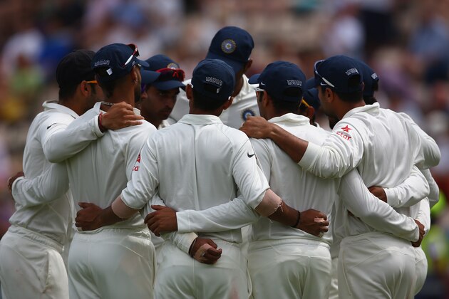 SOUTHAMPTON, ENGLAND - JULY 27: The India team form a huddle during day one of the 3rd Investec Test match between England and India at the Ageas Bowl on July 27, 2014 in Southampton, England.  (Photo by Michael Steele/Getty Images)