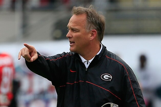 JACKSONVILLE, FL - OCTOBER 27:  Head coach Mark Richt of the Georgia Bulldogs points during the game against the Florida Gators at EverBank Field on October 27, 2012 in Jacksonville, Florida.  (Photo by Sam Greenwood/Getty Images)
