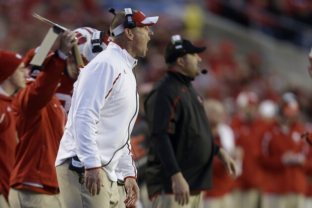 MADISON, WI - NOVEMBER 09: Head Coach Gary Andersen of the Wisconsin Badgers yells from the sideline during the second half against the BYU Cougars at Camp Randall Stadium on November 09, 2013 in Madison, Wisconsin. (Photo by Mike McGinnis/Getty Images)