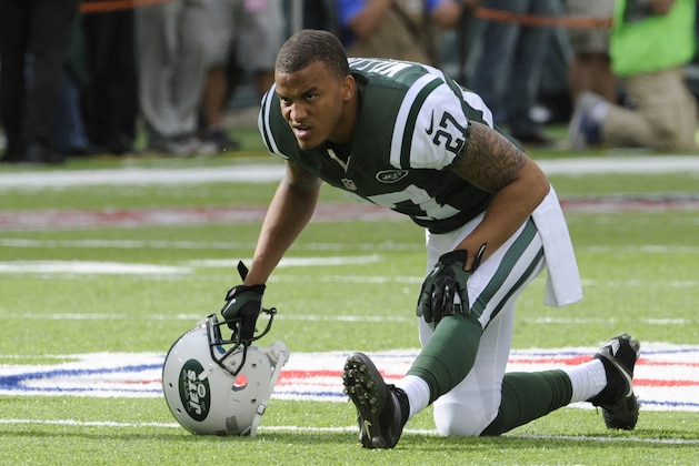 New York Jets cornerback Dee Milliner (27) warms up before an NFL football game against the Buffalo Bills Sunday, Sept. 22, 2013, in East Rutherford, N.J. (AP Photo/Bill Kostroun)