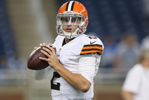DETROIT, MI - AUGUST 09: Johnny Manziel #2 of the Cleveland Browns warms up prior to playing the Detroit Lions during a preseason game at Ford Field on August 9, 2014 in Detroit, Michigan. (Photo by Leon Halip/Getty Images)