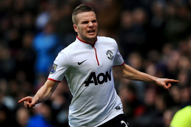 BIRMINGHAM, ENGLAND - DECEMBER 15:  Tom Cleverley of Manchester United celebrates as he scores their thrid goal during the Barclays Premier League match between Aston Villa and Manchester United at Villa Park on December 15, 2013 in Birmingham, England.  (Photo by Richard Heathcote/Getty Images)
