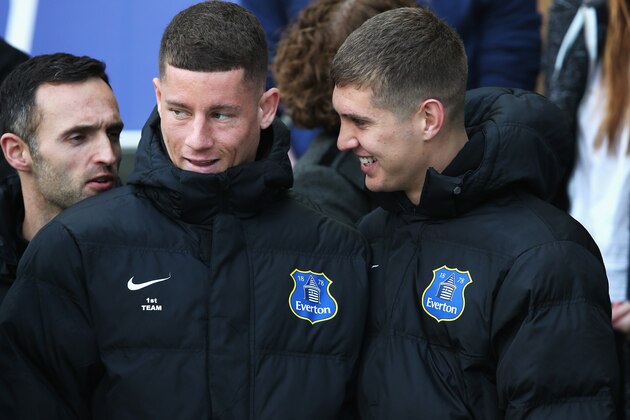 HULL, ENGLAND - MAY 11: Ross Barkley (L) of Everton talks to John Stones during the Barclays Premier League match between Hull City and Everton at KC Stadium on May 11, 2014 in Hull, England.  (Photo by Jan Kruger/Getty Images)