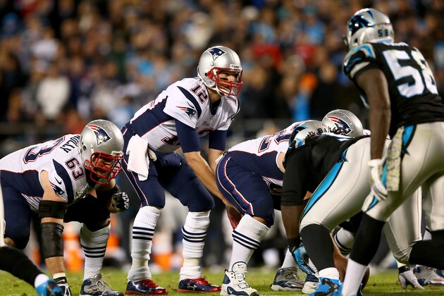 CHARLOTTE, NC - NOVEMBER 18:  Tom Brady #12 of the New England Patriots during their game at Bank of America Stadium on November 18, 2013 in Charlotte, North Carolina.  (Photo by Streeter Lecka/Getty Images)